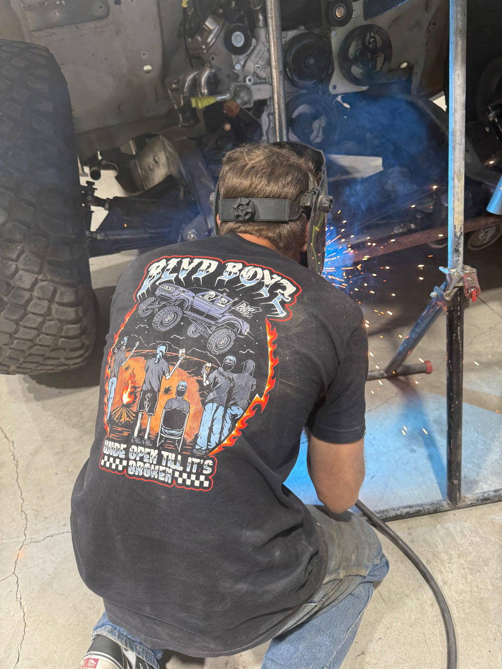 BLVD BOYZ Wide Open Tee